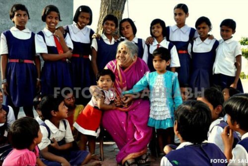 सिंधूताई सपकाळ यांच्या बद्दल संपूर्ण माहिती (१९४७)